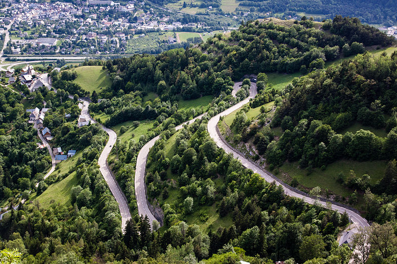 Partir à l'ascension de l'Alpe d'huez en vélo